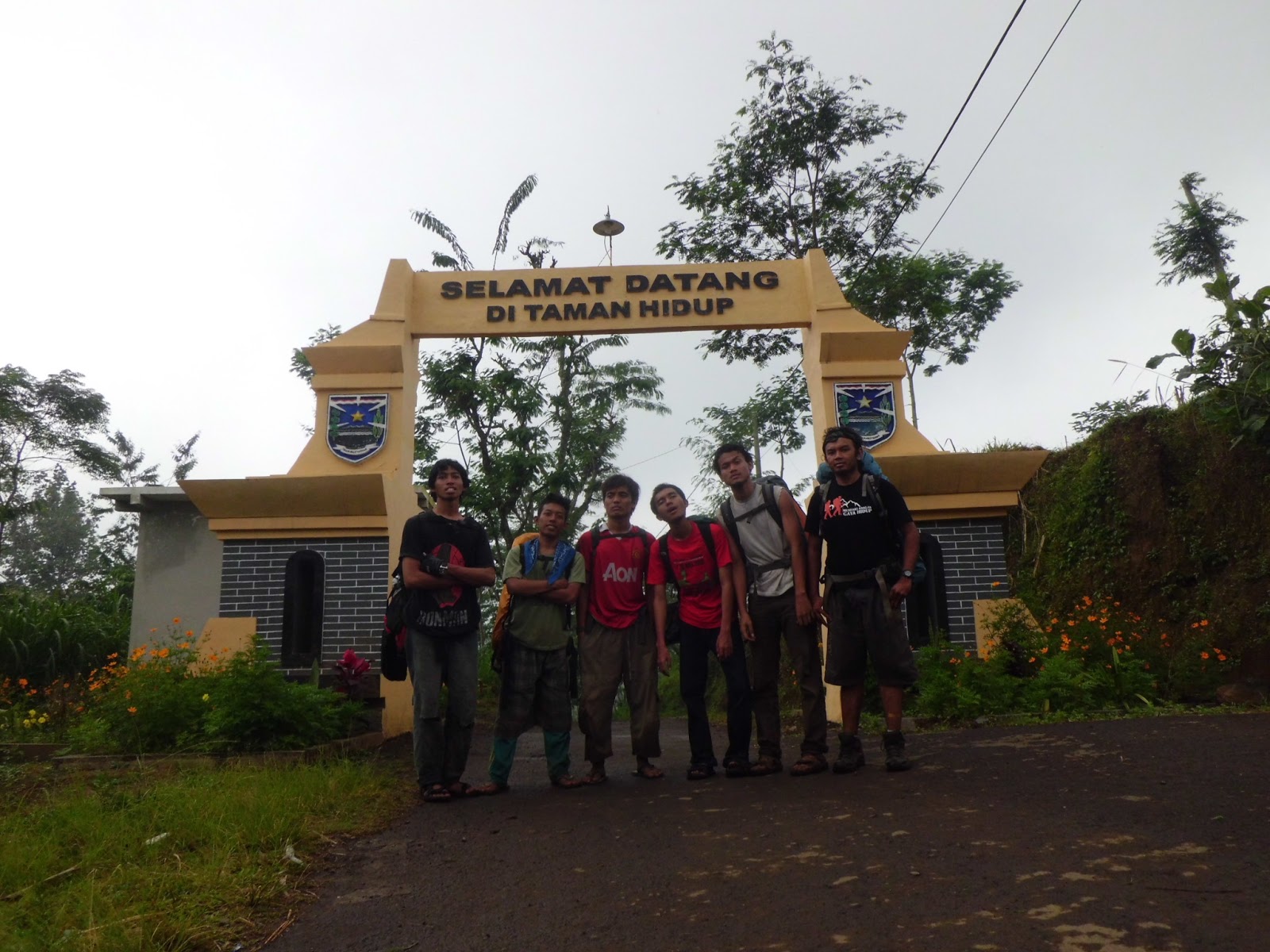 gate_taman_hidup